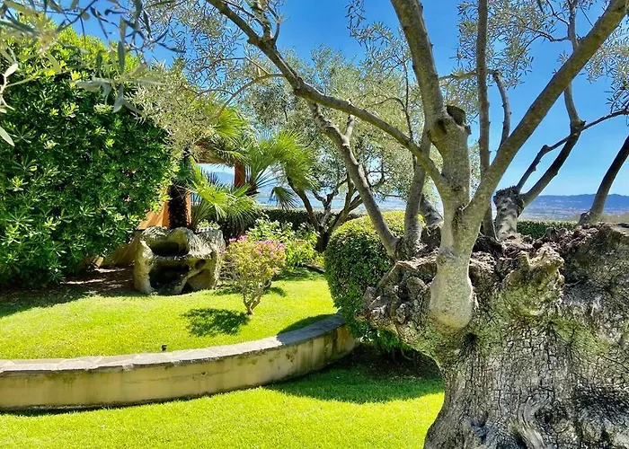 Villa, Private Garden Of Eden, And Stunning Vistas Pittulongu photo