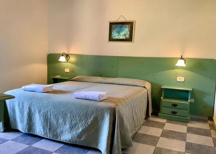 Hotel Golfo Del Leone Portixeddu photo
