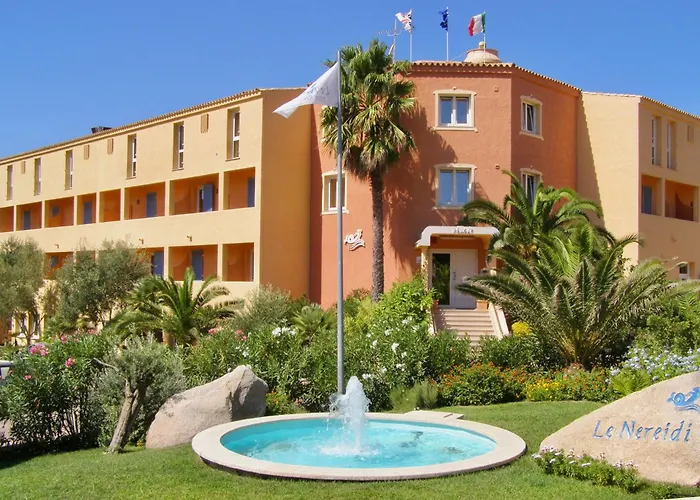 Hotel With Swimming Pool In La Maddalena, Breakfast Included La Maddalena  photo
