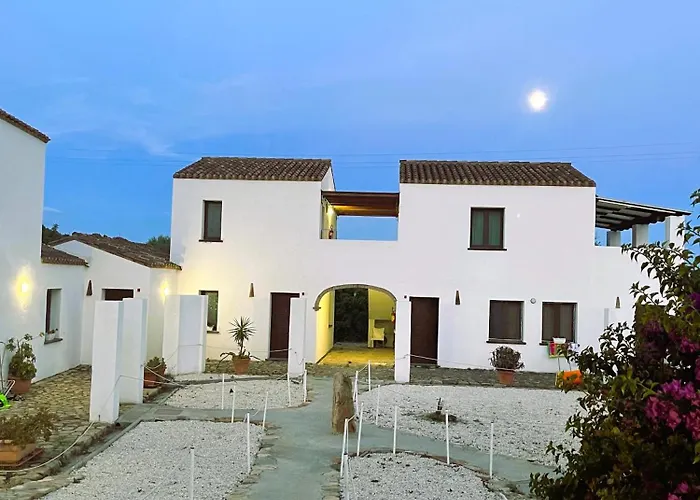 Cort'E Nastasj Hotel Tertenia photo