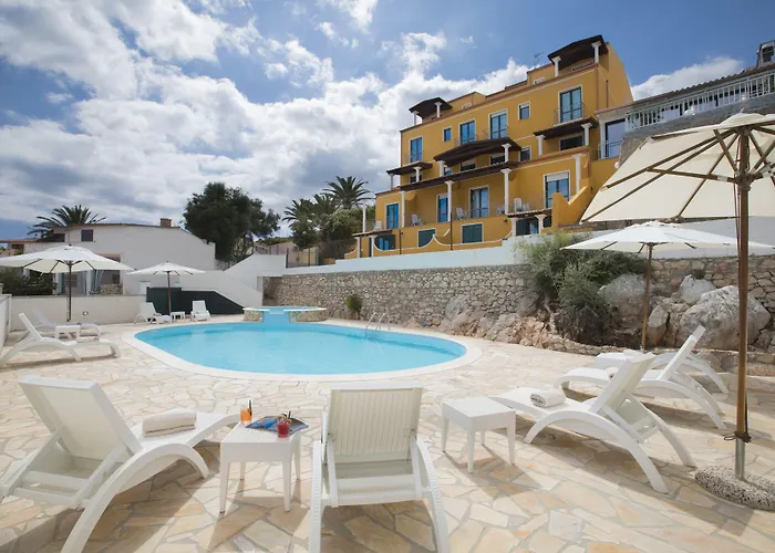 Lu' Hotel Maladroxia SantʼAntìoco képek