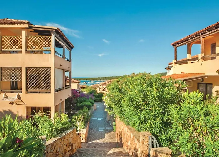 Apartments In Baia De Bahas Golfo Di Marinella photo