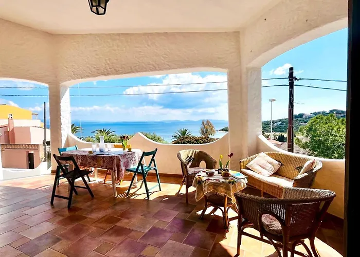 foto di Villa The Wonderful World - Terrace With Sea View And Grill SantʼAntìoco
