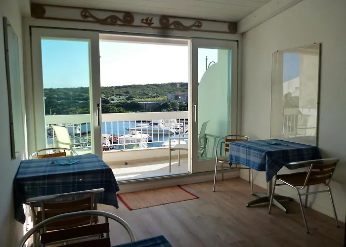 Domo Sul Porto Bed and Breakfast Stintino foto